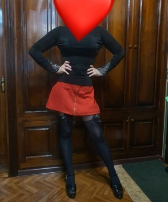 Живу в Москве, где погружу тебя в мир страсти и наслаждений. Благодаря своей креативности, нежности и опыту, я смогу удовлетворить все твои сокровенные желания. Позволь мне провести тебя за руку в сферу незабываемого удовольствия. Моя обширная коллекция фото и отзывов подтверждают исключительность и уникальность моих услуг. Открыта для новых возможностей и экстремальных фантазий, я готова принять вызов любых игр! 🌟❤️💋 Не требуй слишком много - все в порядке, я буду заботиться о твоем комфорте и безопасности. Жду тебя, красавчик! 😘🔥 14256, 29 лет